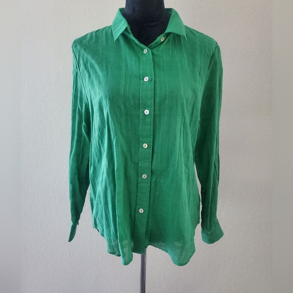 Green Lightweight Cotton Beachy Button Up Long Sleeve Top Coastal Timeless Chic